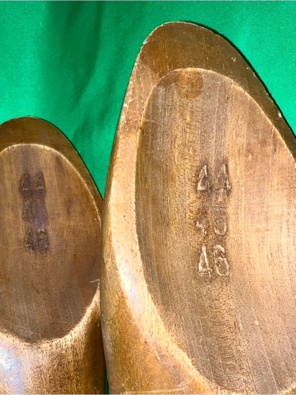 Vintage Italian GUCCI Wooden Shoe Keeper Trees Pair Warm Brown - Picture 6 of 6